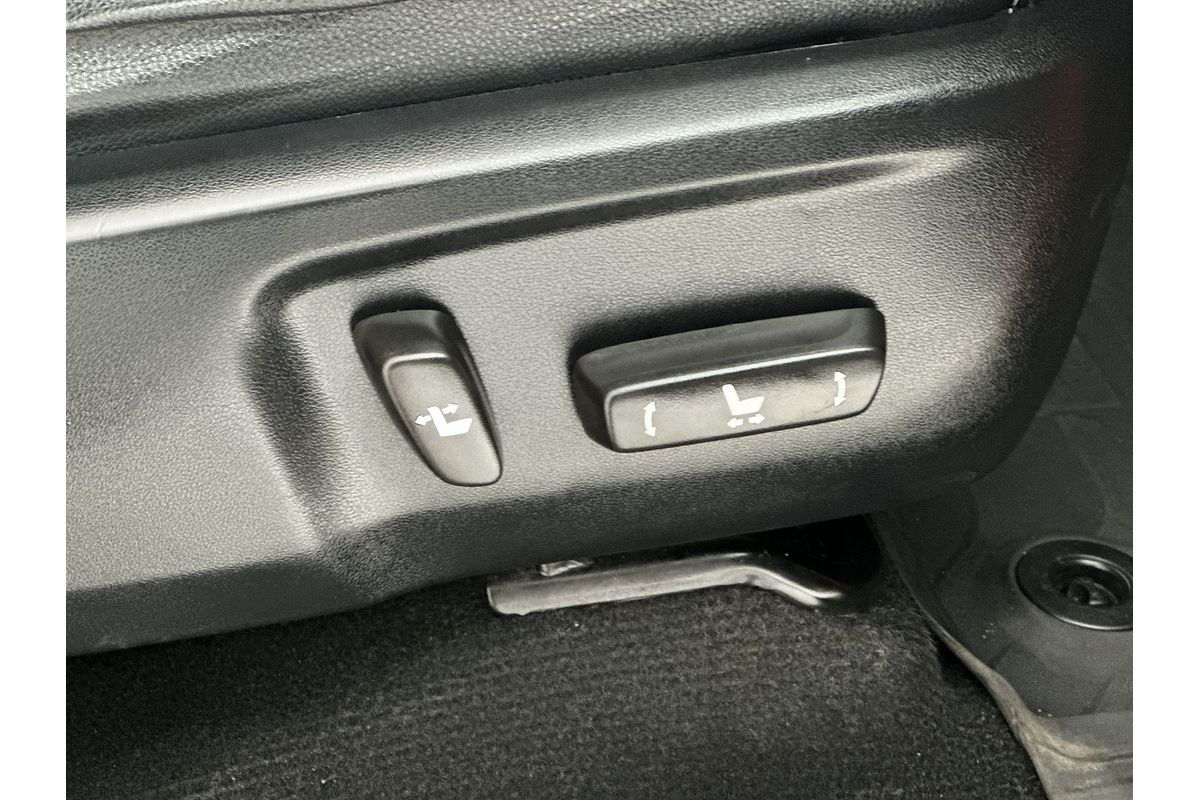 2018 Toyota Hilux Rugged X GUN126R 4X4