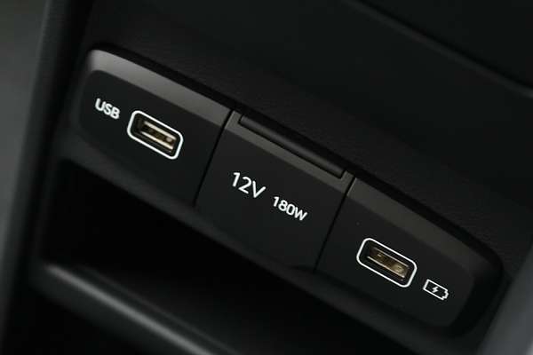 2024 Hyundai STARIA LOAD US4.V2