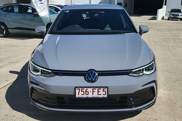 2022 Volkswagen Golf 110TSI R-Line 8
