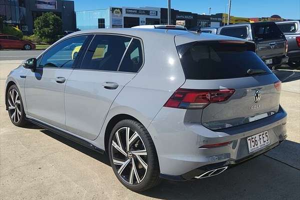 2022 Volkswagen Golf 110TSI R-Line 8