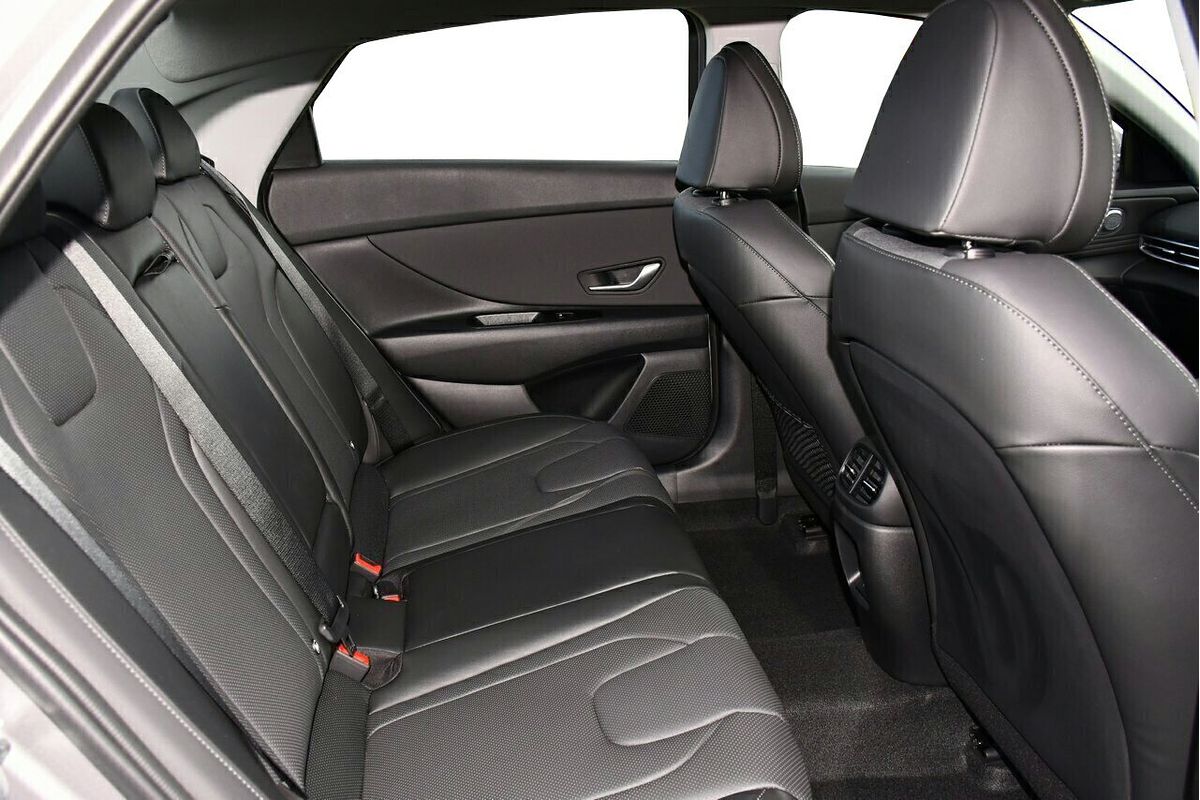 2024 Hyundai i30 Premium CN7.V2