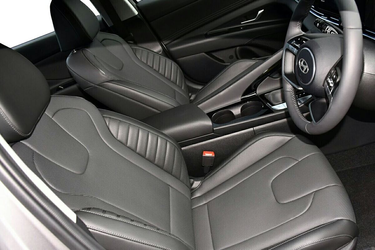 2024 Hyundai i30 Premium CN7.V2