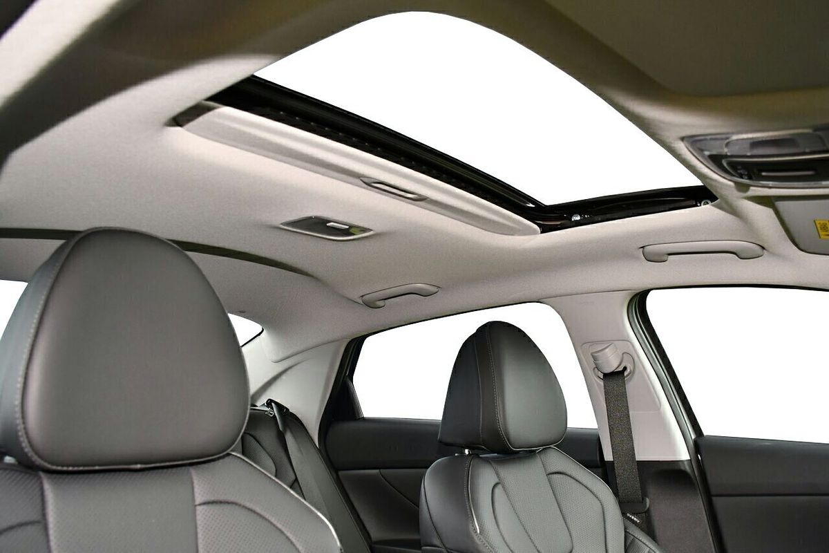 2024 Hyundai i30 Premium CN7.V2
