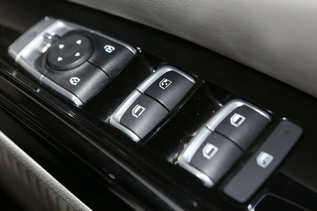 2022 Kia Carnival Si KA4