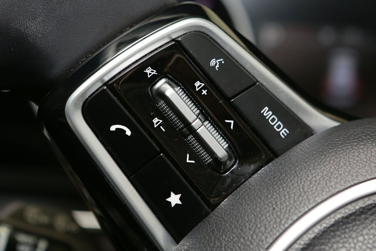 2022 Kia Carnival Si KA4