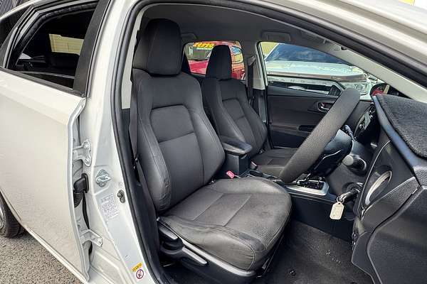 2013 Toyota Corolla Levin SX ZRE182R