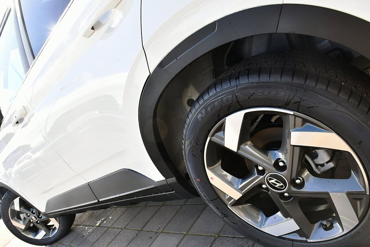 2025 Hyundai Venue Elite QX.V5