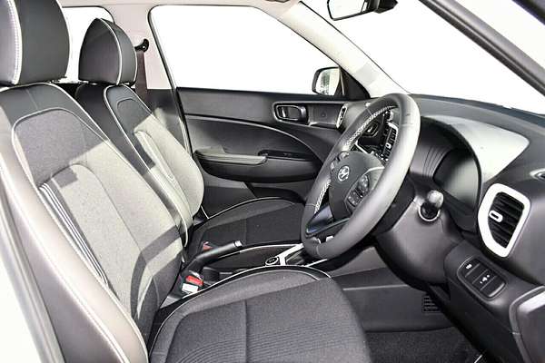 2025 Hyundai Venue Elite QX.V5