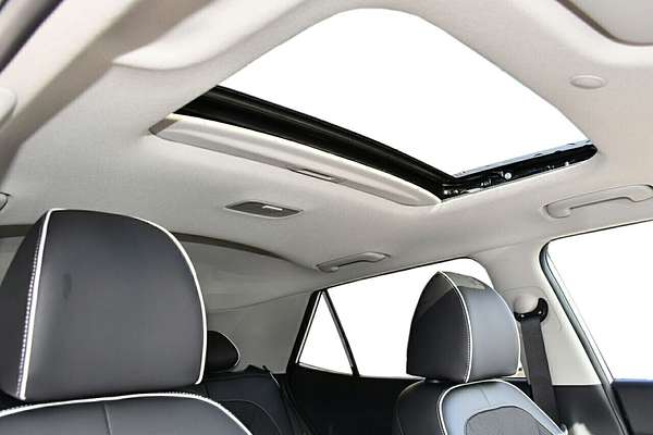2025 Hyundai Venue Elite QX.V5
