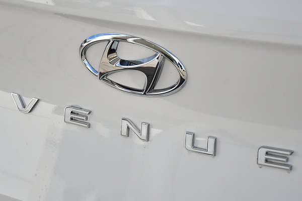 2025 Hyundai Venue Elite QX.V5