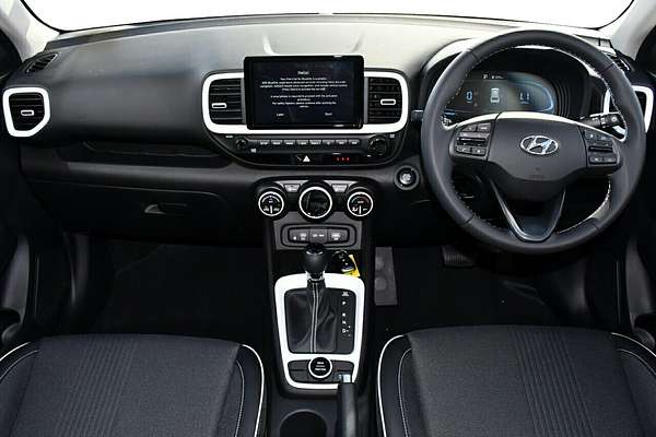 2025 Hyundai Venue Elite QX.V5