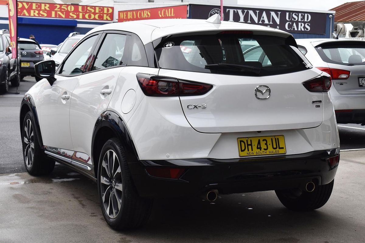 2023 Mazda CX-3 sTouring DK