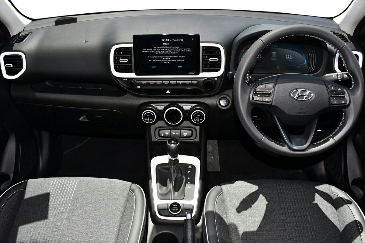 2024 Hyundai Venue Elite QX.V5