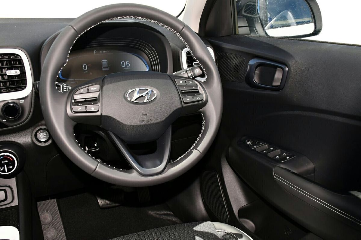 2024 Hyundai Venue Elite QX.V5
