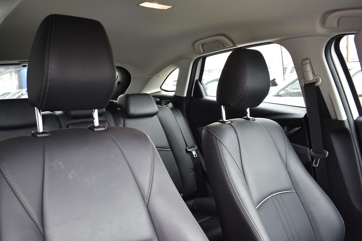 2023 Mazda CX-3 sTouring DK