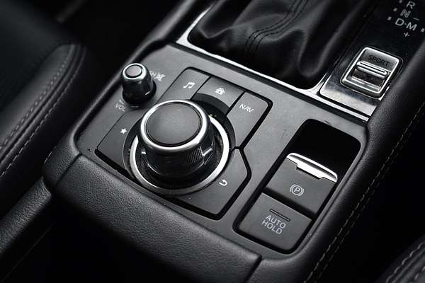 2023 Mazda CX-3 sTouring DK