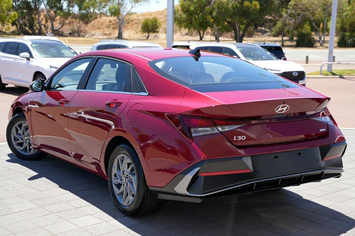 2025 Hyundai i30 Hybrid CN7.V2