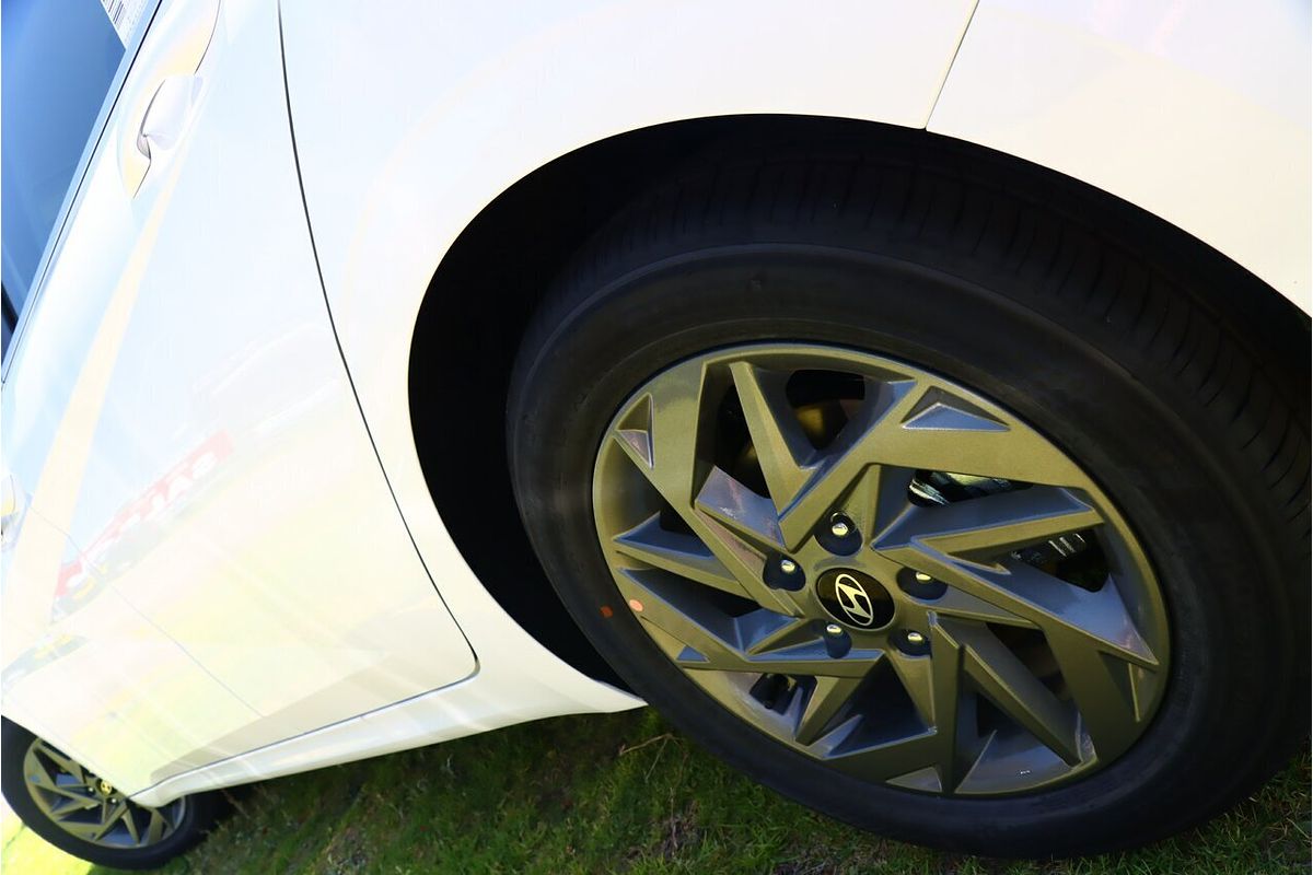 2024 Hyundai i30 Elite Hybrid CN7.V2
