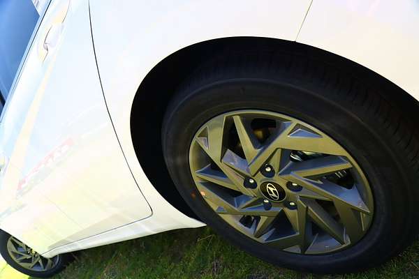 2024 Hyundai i30 Elite Hybrid CN7.V2