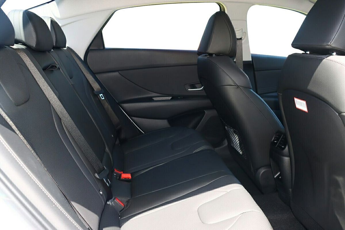 2024 Hyundai i30 Elite Hybrid CN7.V2