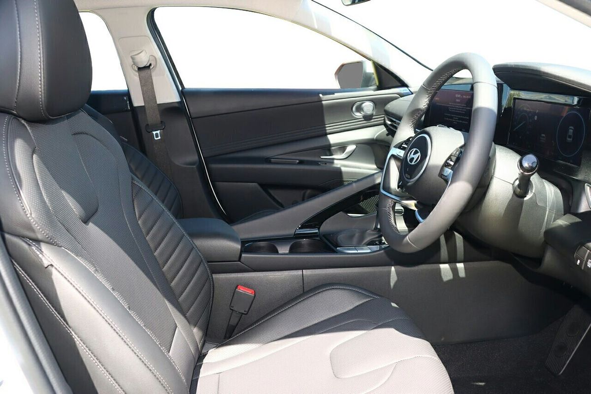 2024 Hyundai i30 Elite Hybrid CN7.V2