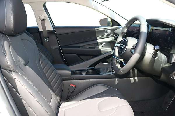 2024 Hyundai i30 Elite Hybrid CN7.V2