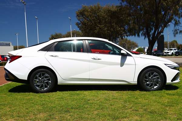 2024 Hyundai i30 Elite Hybrid CN7.V2