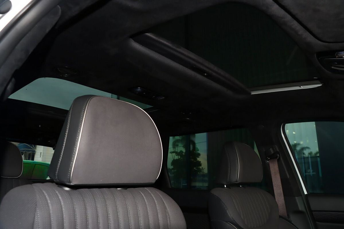 2025 Hyundai Palisade Calligraphy Black Ink LX2.V5