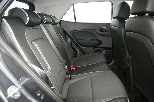 2025 Hyundai Venue Active QX.V5