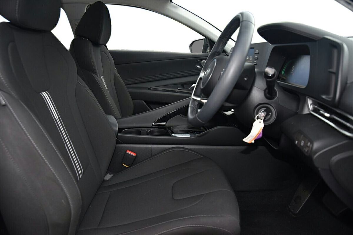 2025 Hyundai i30 Hybrid CN7.V2