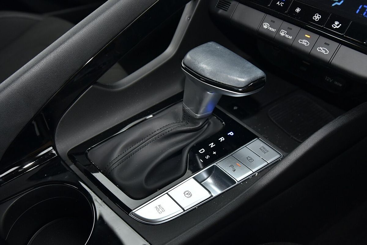 2025 Hyundai i30 Hybrid CN7.V2