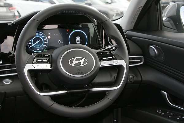 2025 Hyundai i30 Elite Hybrid CN7.V2