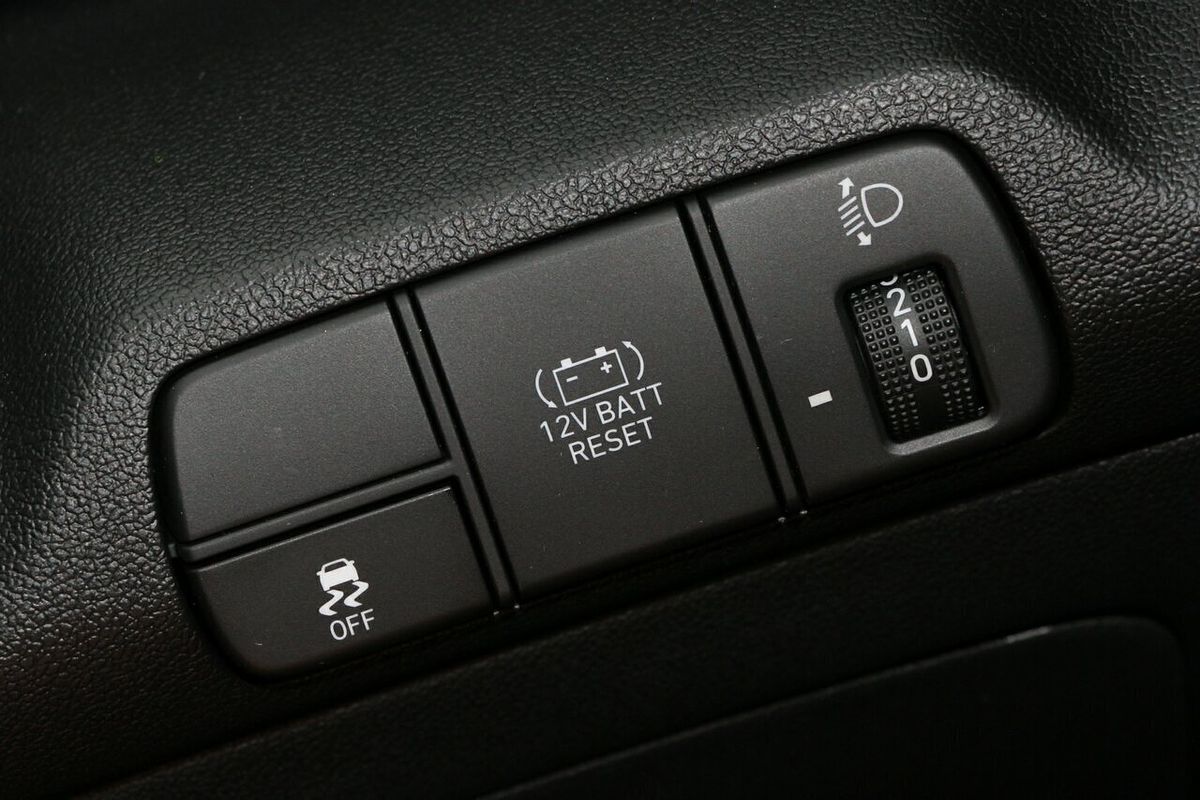 2025 Hyundai i30 Elite Hybrid CN7.V2