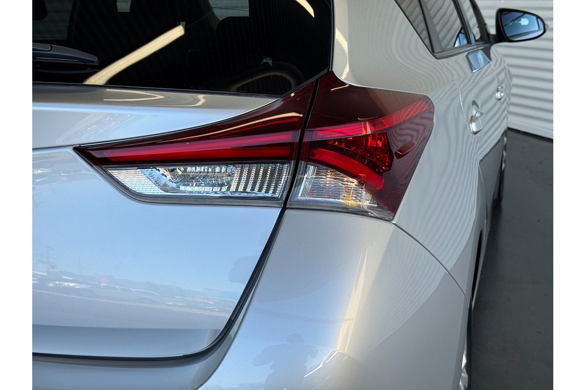 2017 Toyota Corolla Ascent Sport ZRE182R