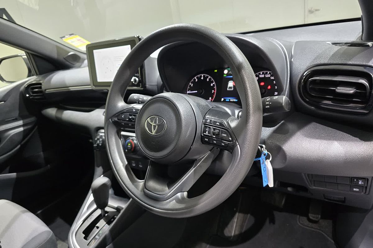 2024 Toyota Yaris Ascent Sport MXPA10R