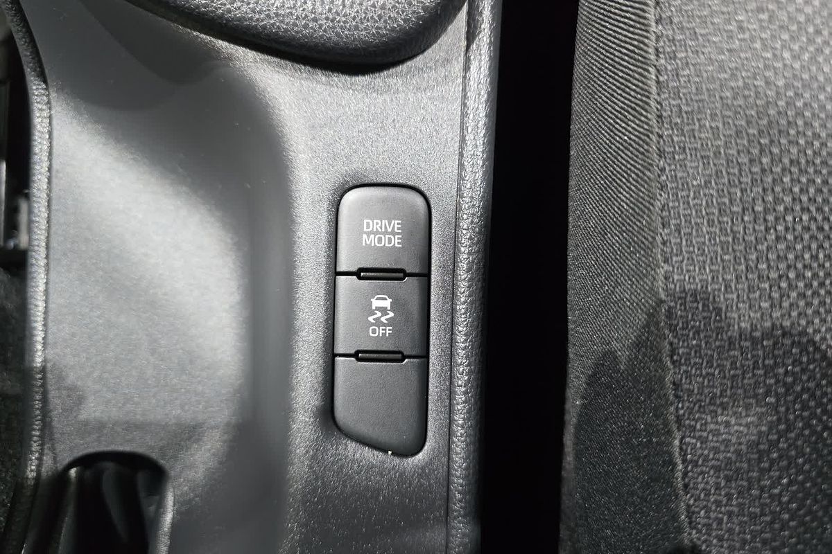 2024 Toyota Yaris Ascent Sport MXPA10R