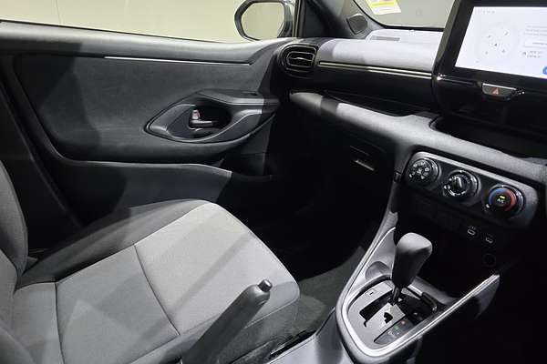 2024 Toyota Yaris Ascent Sport MXPA10R