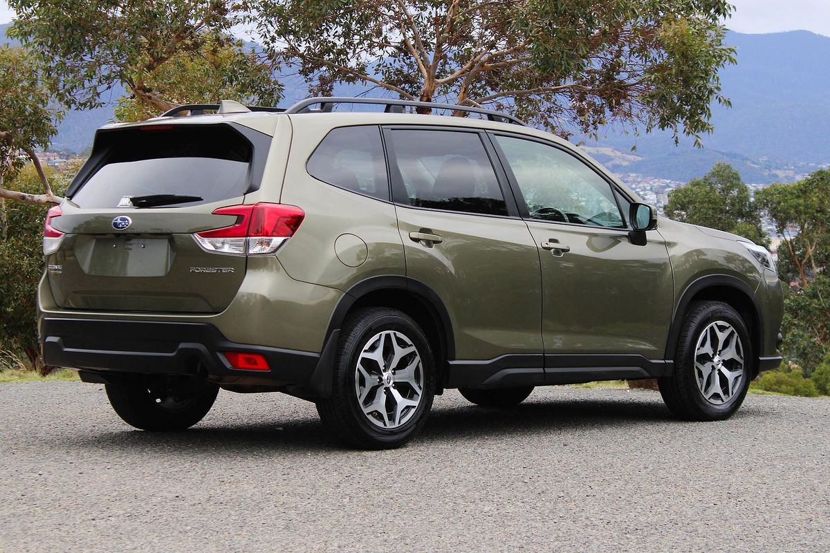 2023 Subaru Forester 2.5i S5