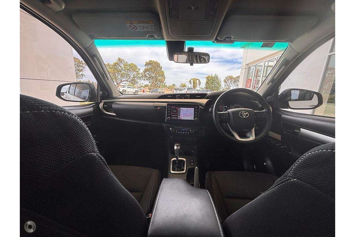 2020 Toyota Hilux SR5 GUN126R 4X4