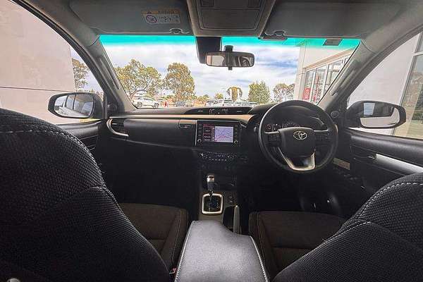 2020 Toyota Hilux SR5 GUN126R 4X4
