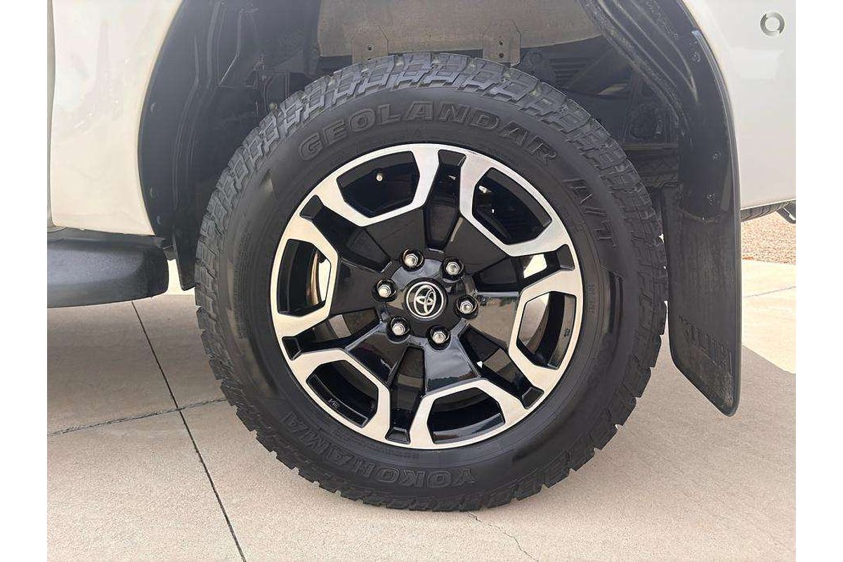 2020 Toyota Hilux SR5 GUN126R 4X4