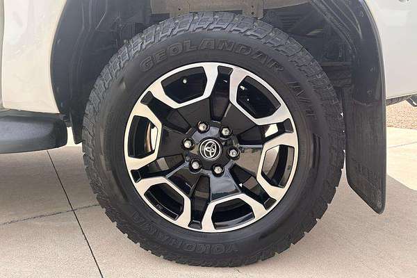 2020 Toyota Hilux SR5 GUN126R 4X4