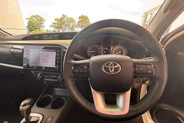 2020 Toyota Hilux SR5 GUN126R 4X4