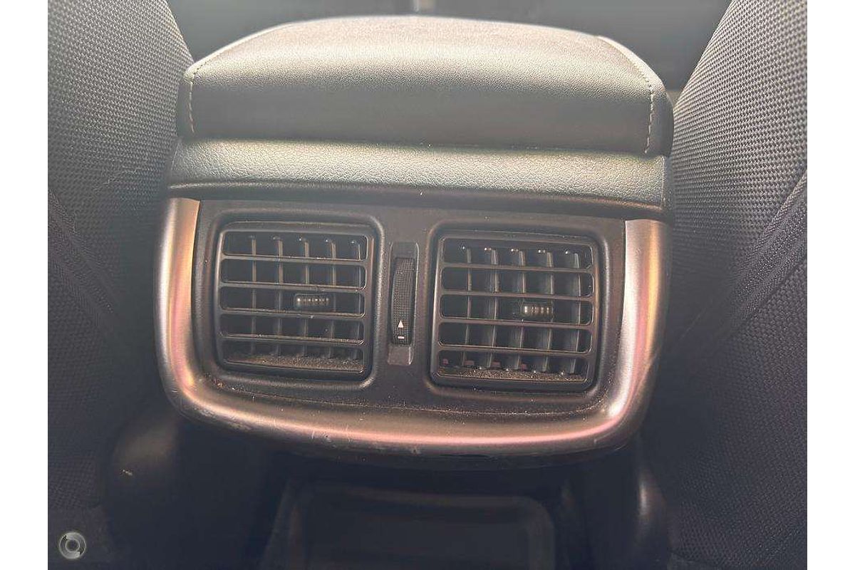 2020 Toyota Hilux SR5 GUN126R 4X4