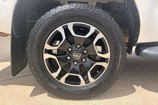 2020 Toyota Hilux SR5 GUN126R 4X4