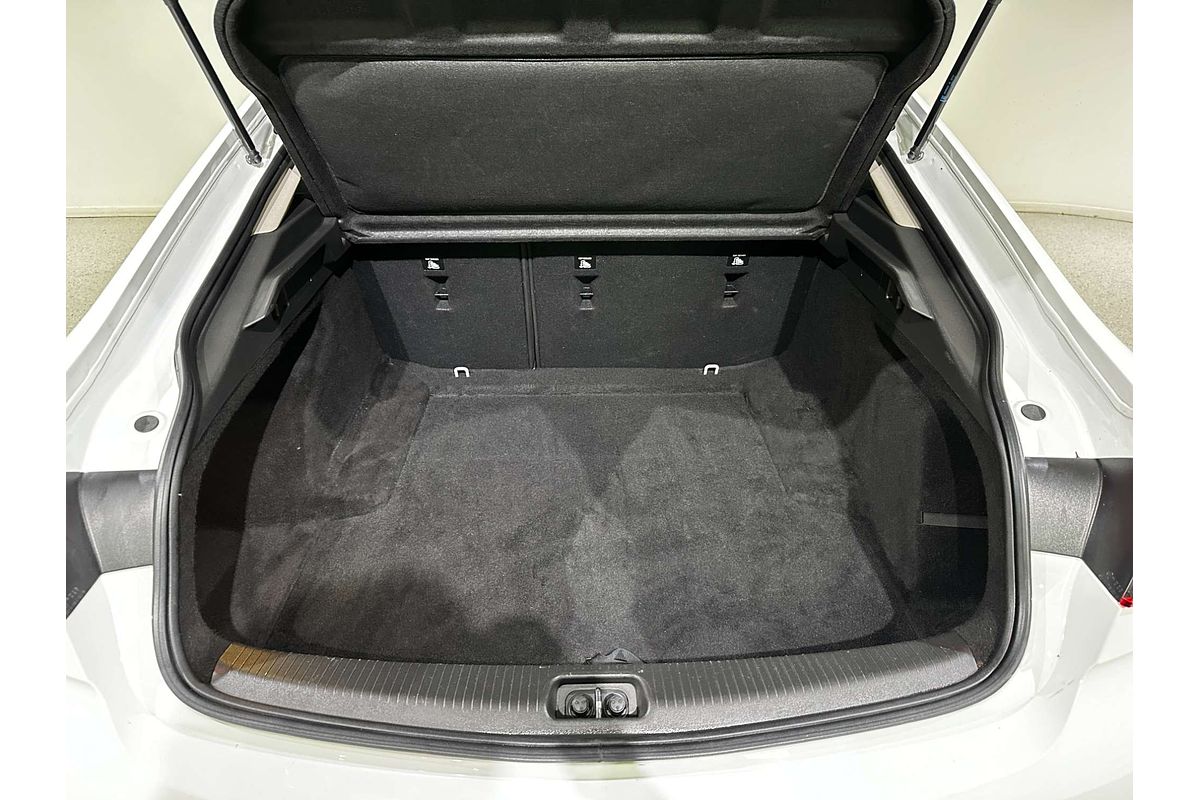 2019 Holden Commodore LT ZB