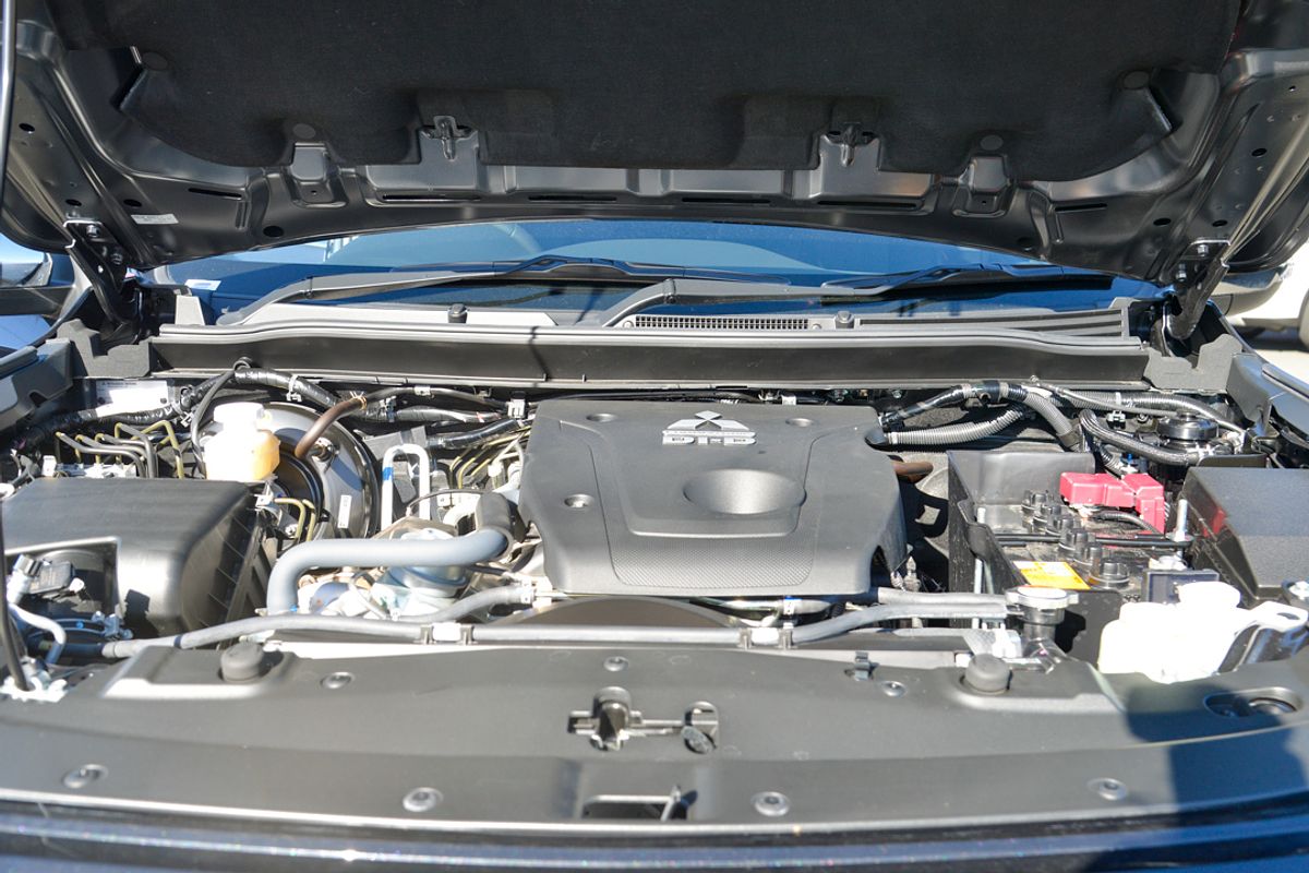 2024 Mitsubishi Pajero Sport GLS QG