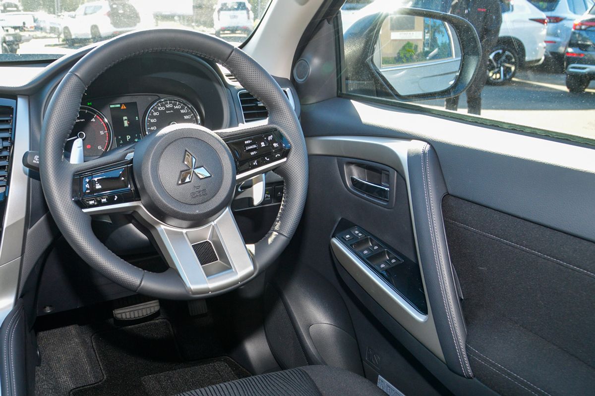 2024 Mitsubishi Pajero Sport GLS QG