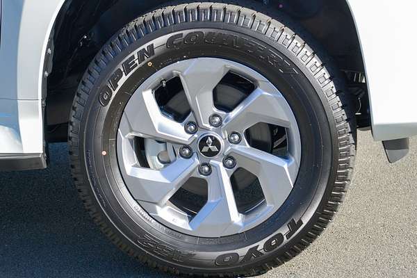 2025 Mitsubishi Pajero Sport GLX QG