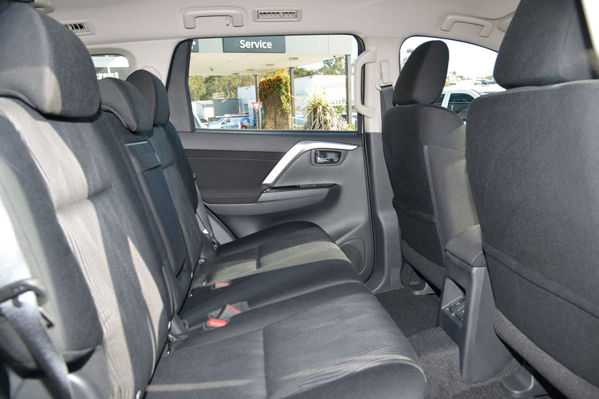 2025 Mitsubishi Pajero Sport GLX QG
